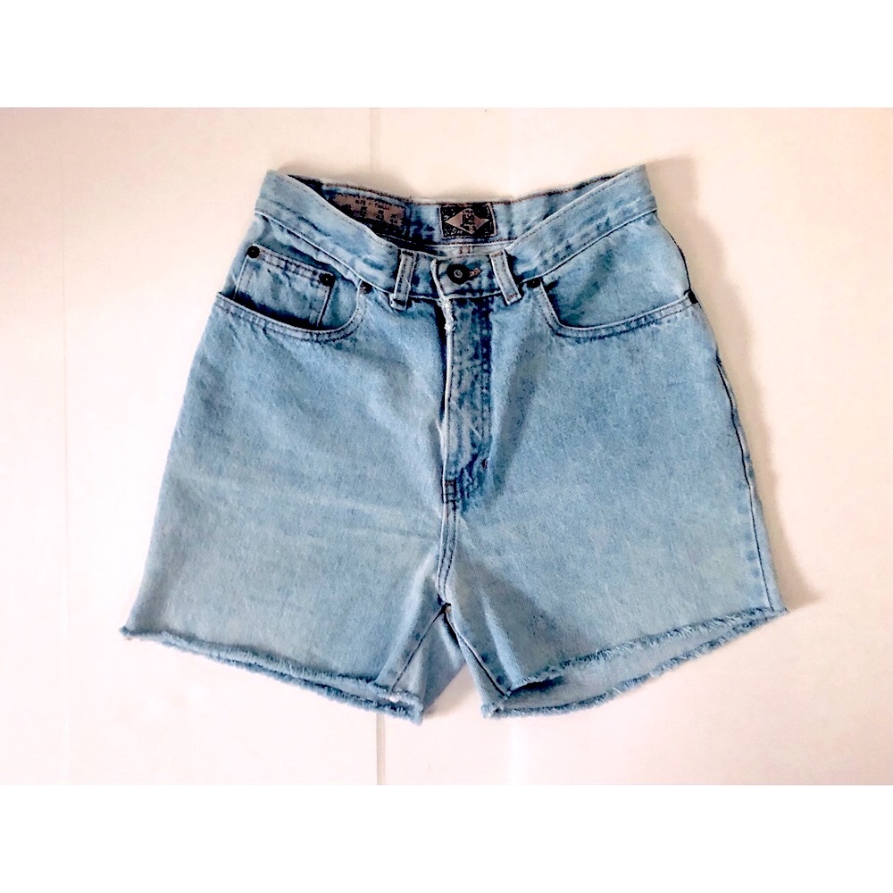 Vintage Express Mom Short